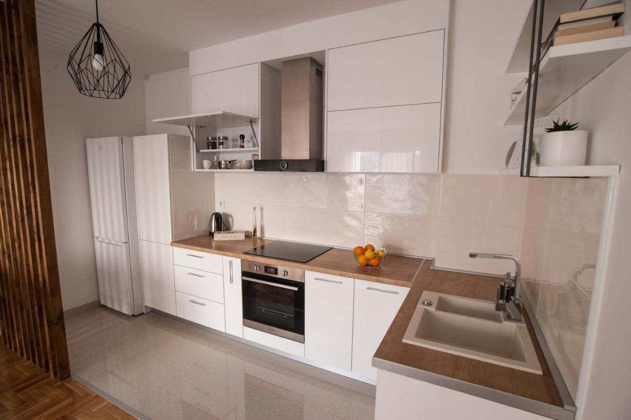 Apartman Avisi Требинє Екстер'єр фото