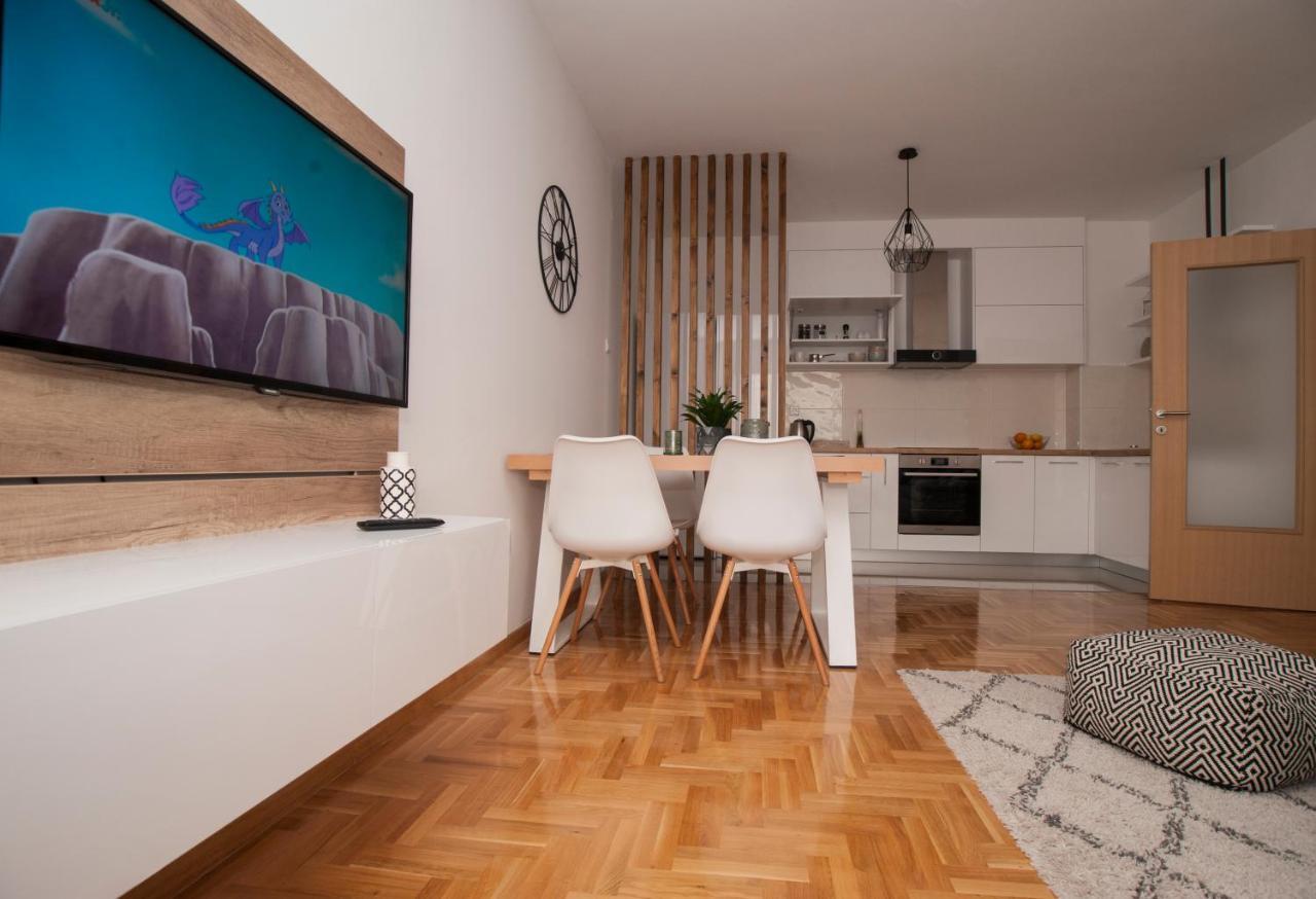 Apartman Avisi Требинє Екстер'єр фото