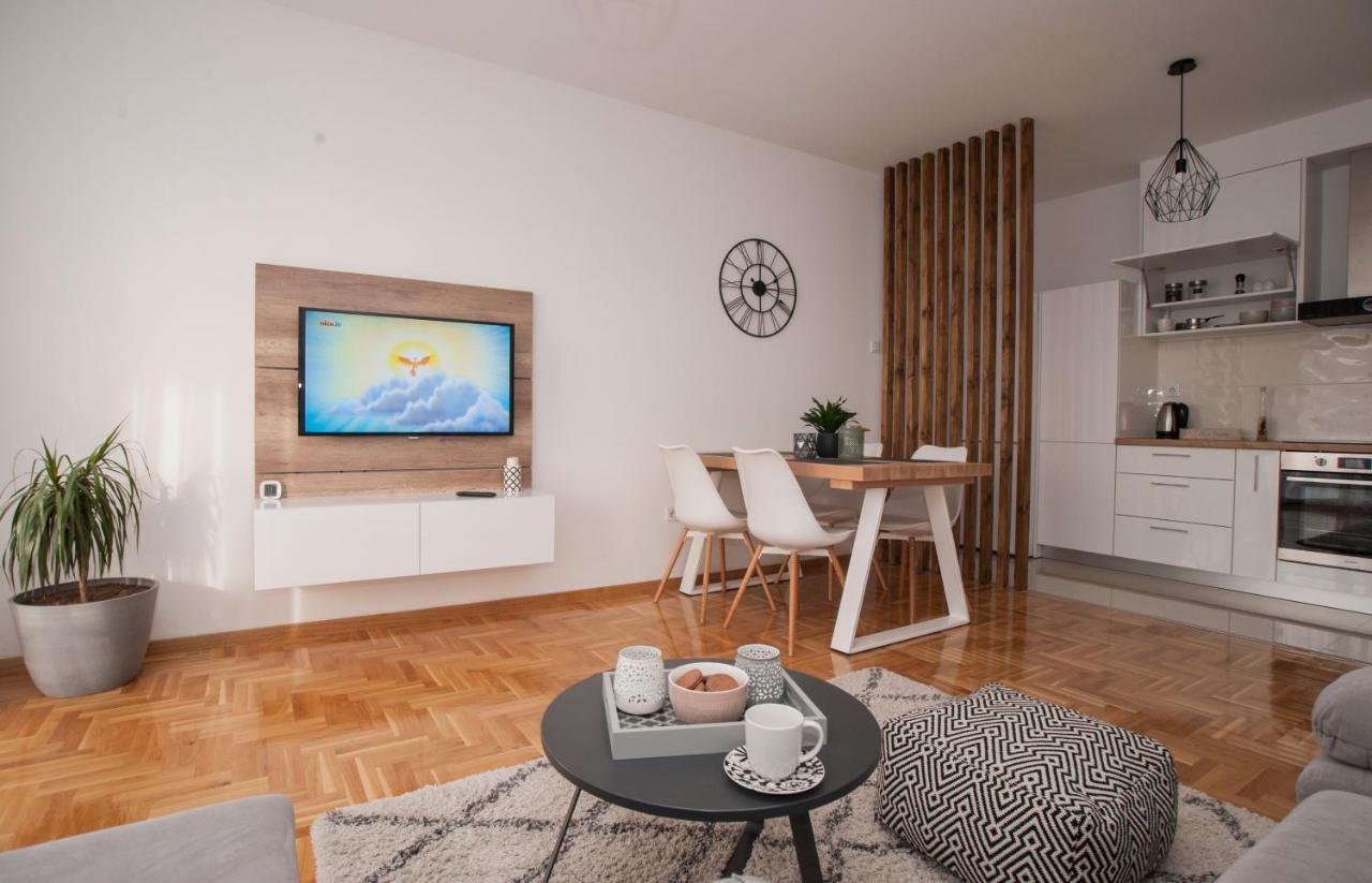 Apartman Avisi Требинє Екстер'єр фото