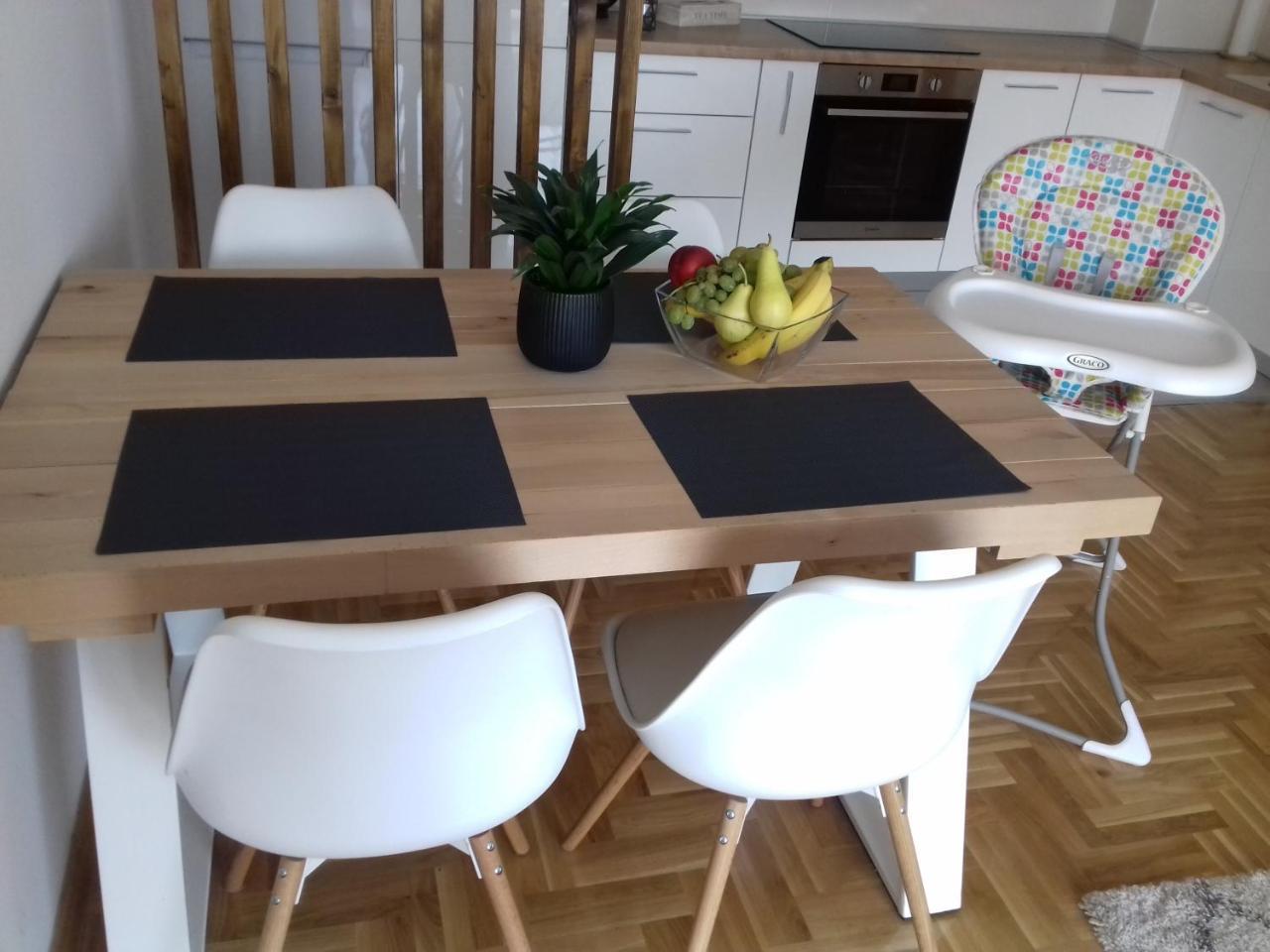 Apartman Avisi Требинє Екстер'єр фото